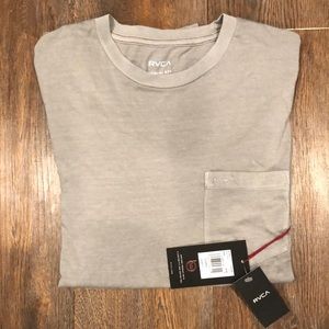 RVCA tee BNWT